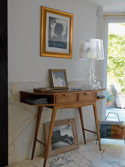 Bourgie Lamp